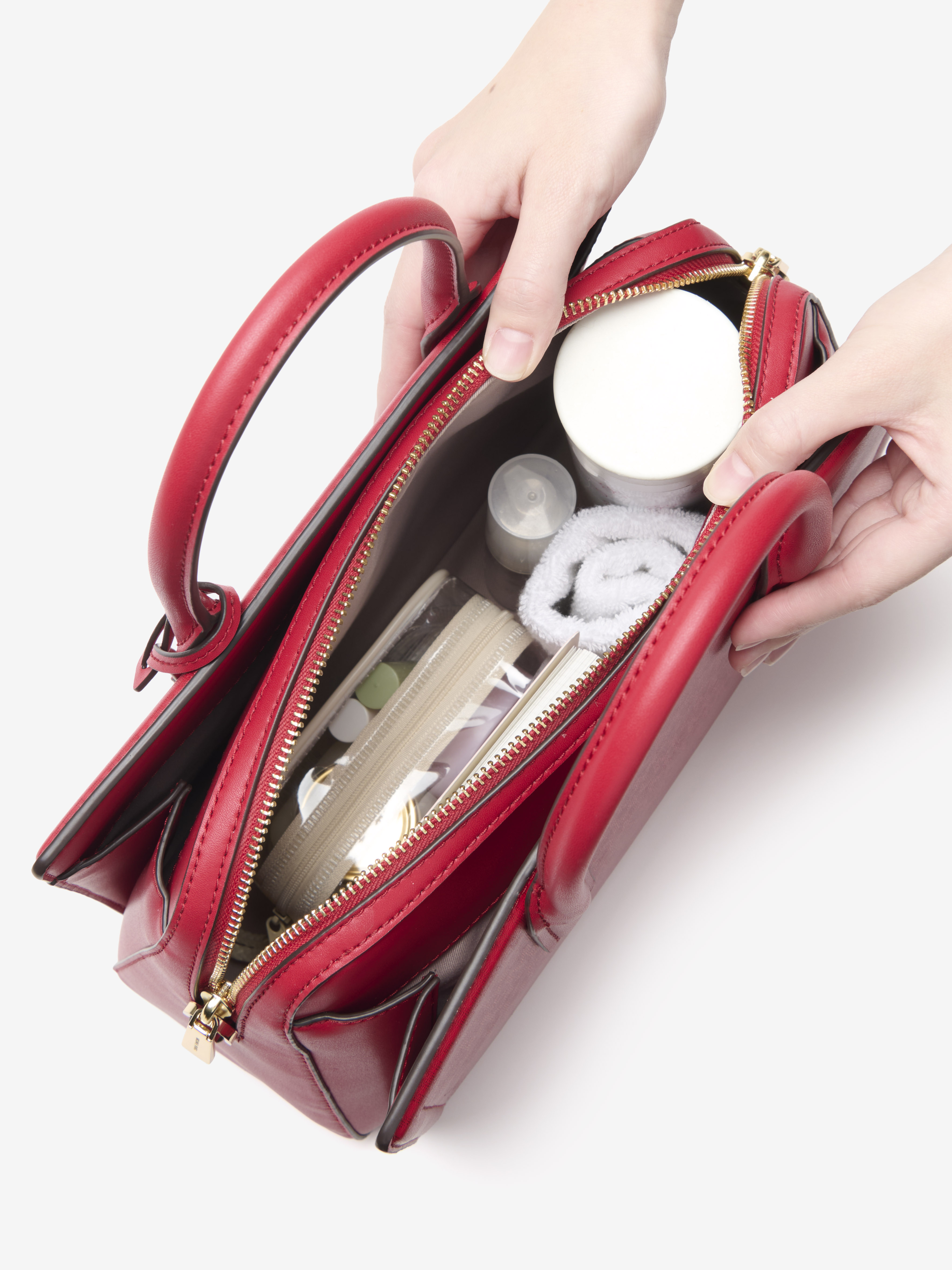 公式アウトレット】LAILA ロゴエンボス バーニッシュレザー サッチェル