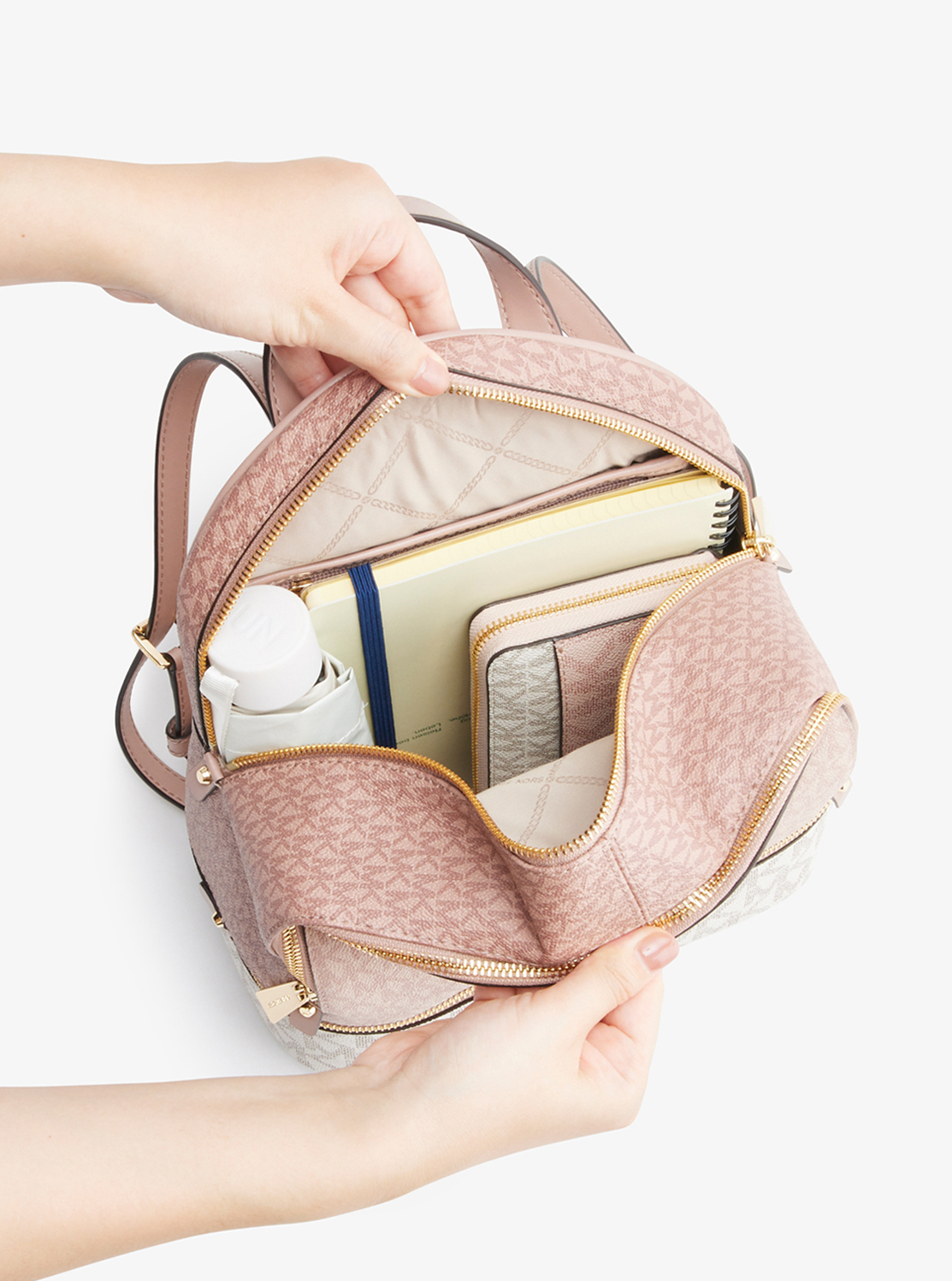 ✨美品✨　マイケルコース　MK リュック　バックパック  ピンク　シグネチャー 公式アウトレット】リュック・バックパック | ウィメンズ