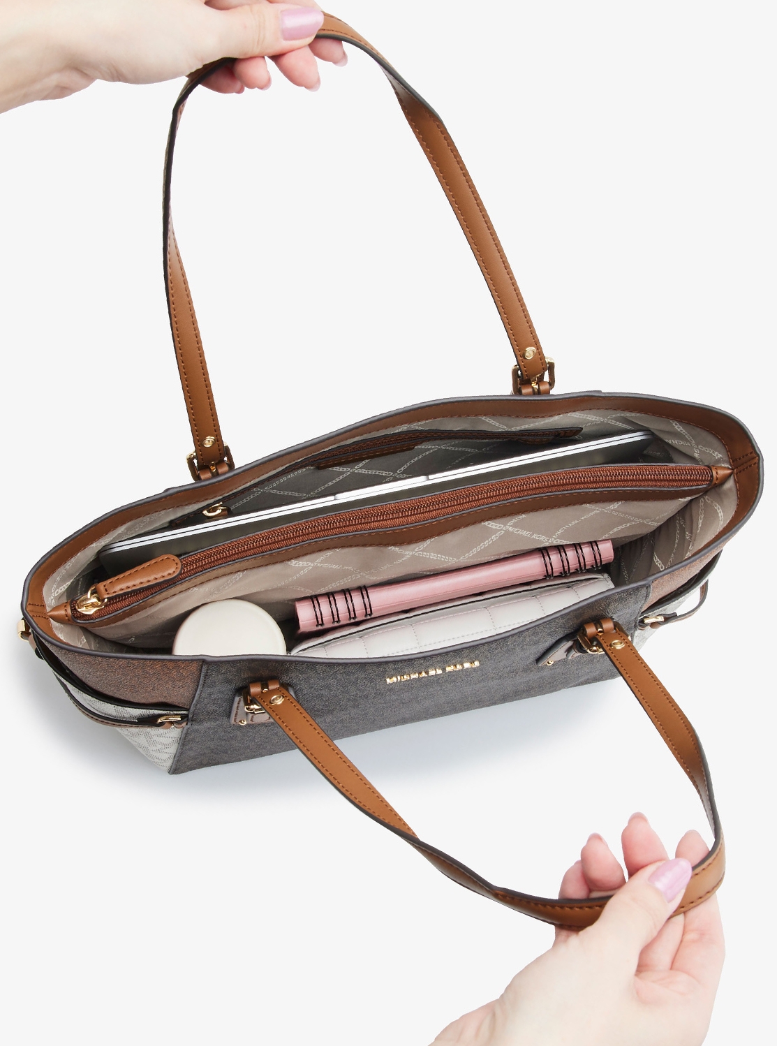 【国内発送】MICHAEL KORS カラーブロック トート MICHAEL KORS｜VOYAGER カラーブロック トート - MKシグネチャー