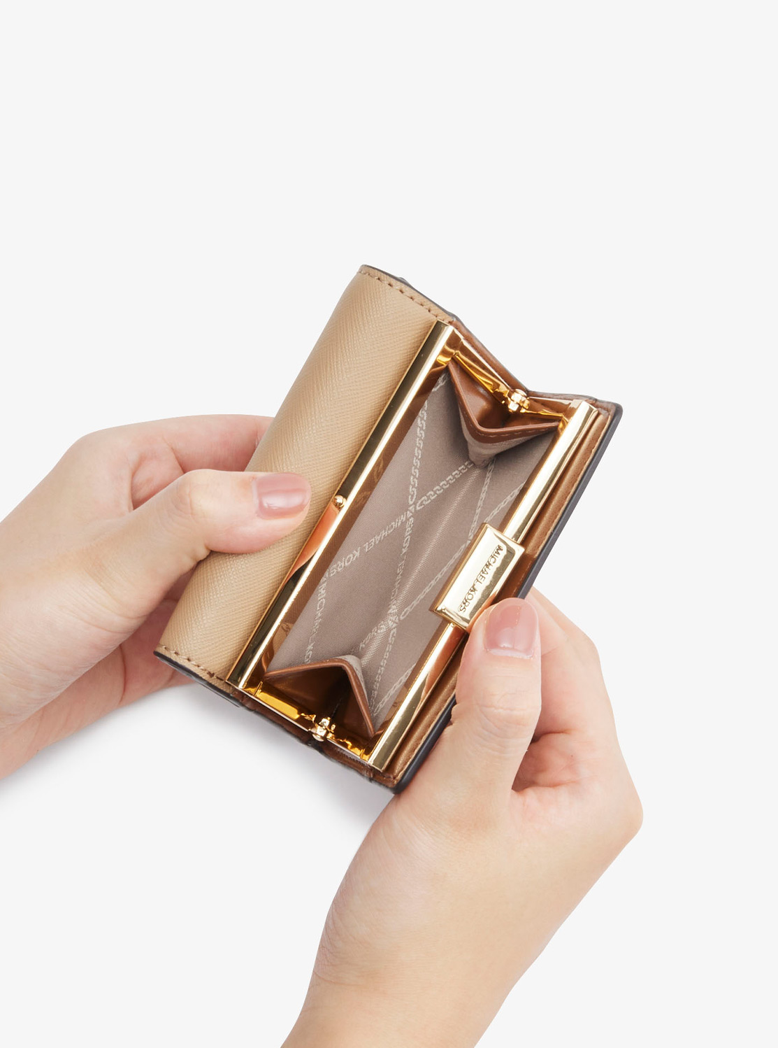 公式アウトレット】JET SET CHARM コインウォレット ミディアム - ミニ財布(二つ折り・三つ折り)|マイケル・コース(MICHAEL  KORS)アウトレット オンラインストア