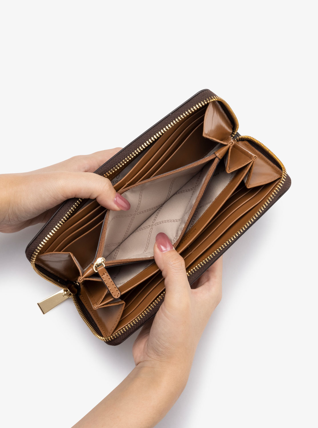 公式アウトレット】JET SET CHARM ポケット ジップアラウンド