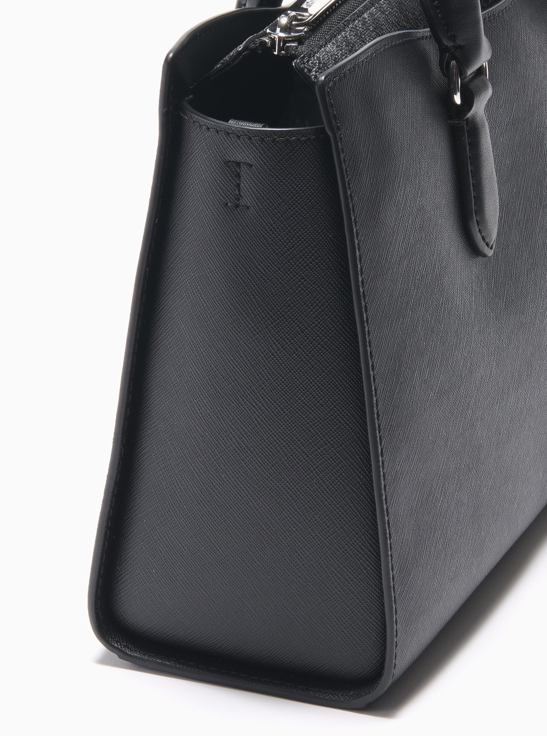 ARDEN トップジップ サッチェル ミディアム