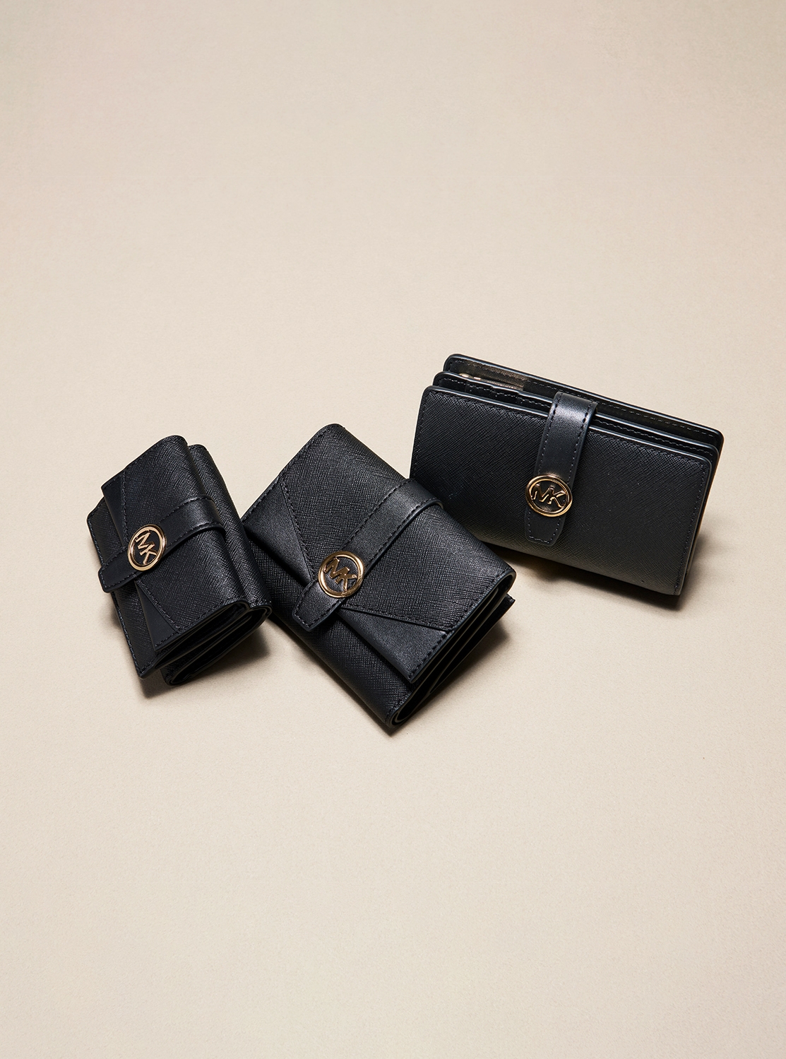 公式アウトレット】GREENWICH タブ ジップアラウンド ウォレット