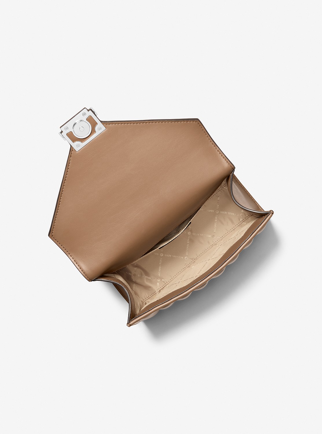 公式アウトレット】WHITNEY キルテッド フラップ チェーン