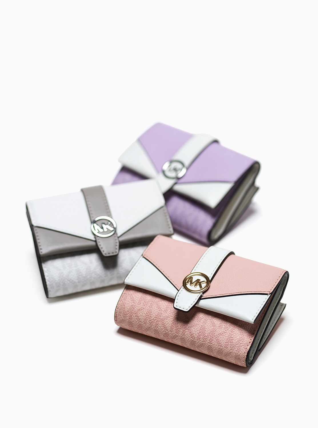 【日本限定】GREENWICH エンベロープ トライフォールド ウォレット ミディアム - MKシグネチャー