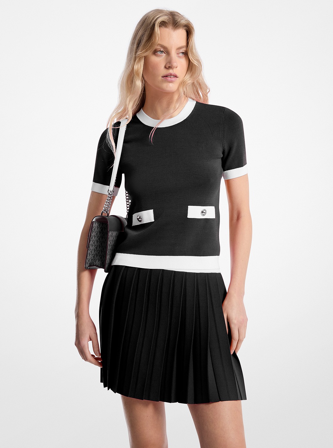 公式アウトレット】ストレッチ ニット ショートスリーブ セーター