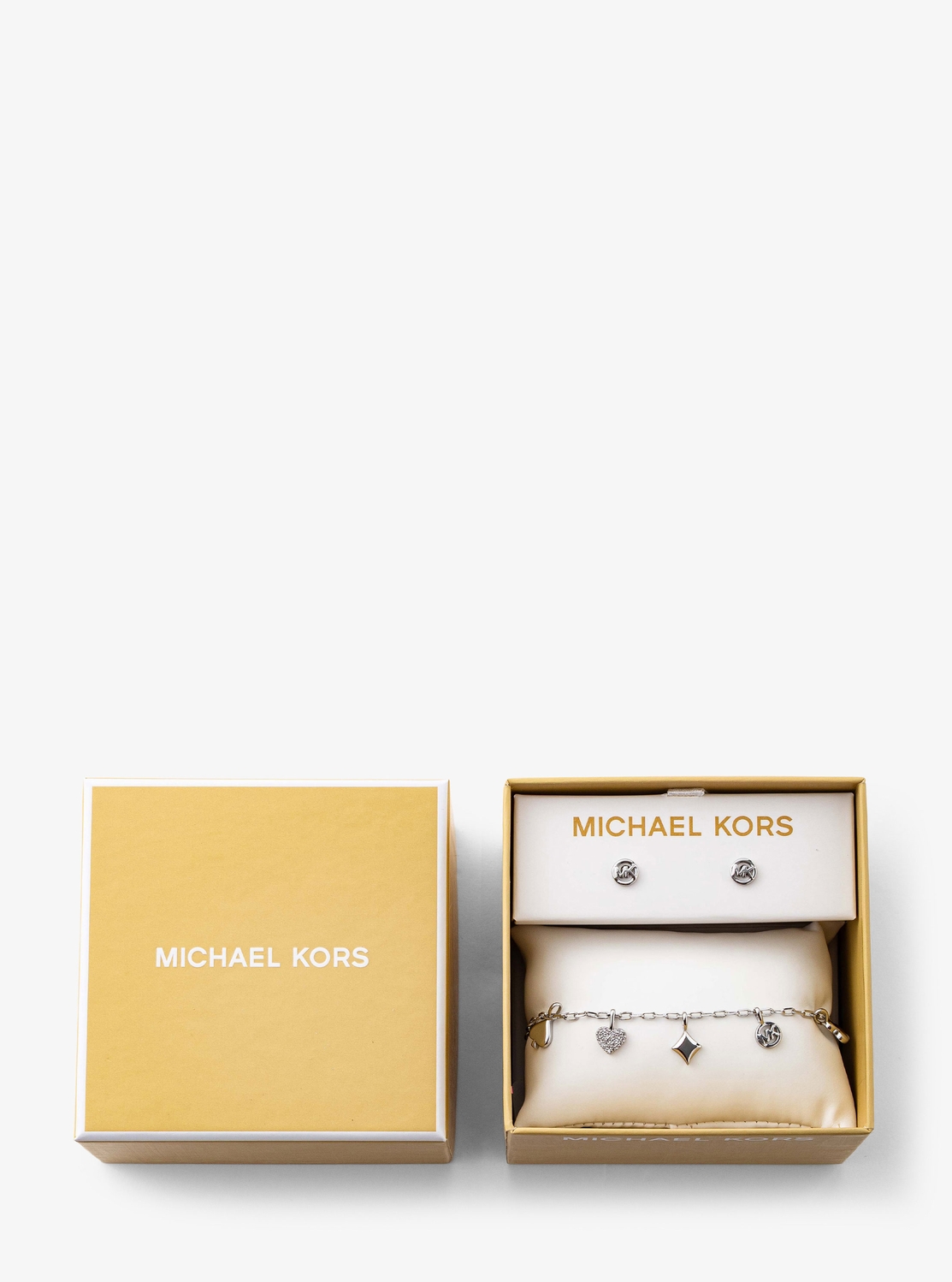 公式アウトレット】VEGAS チャーム ブレスレット & スタッドピアス