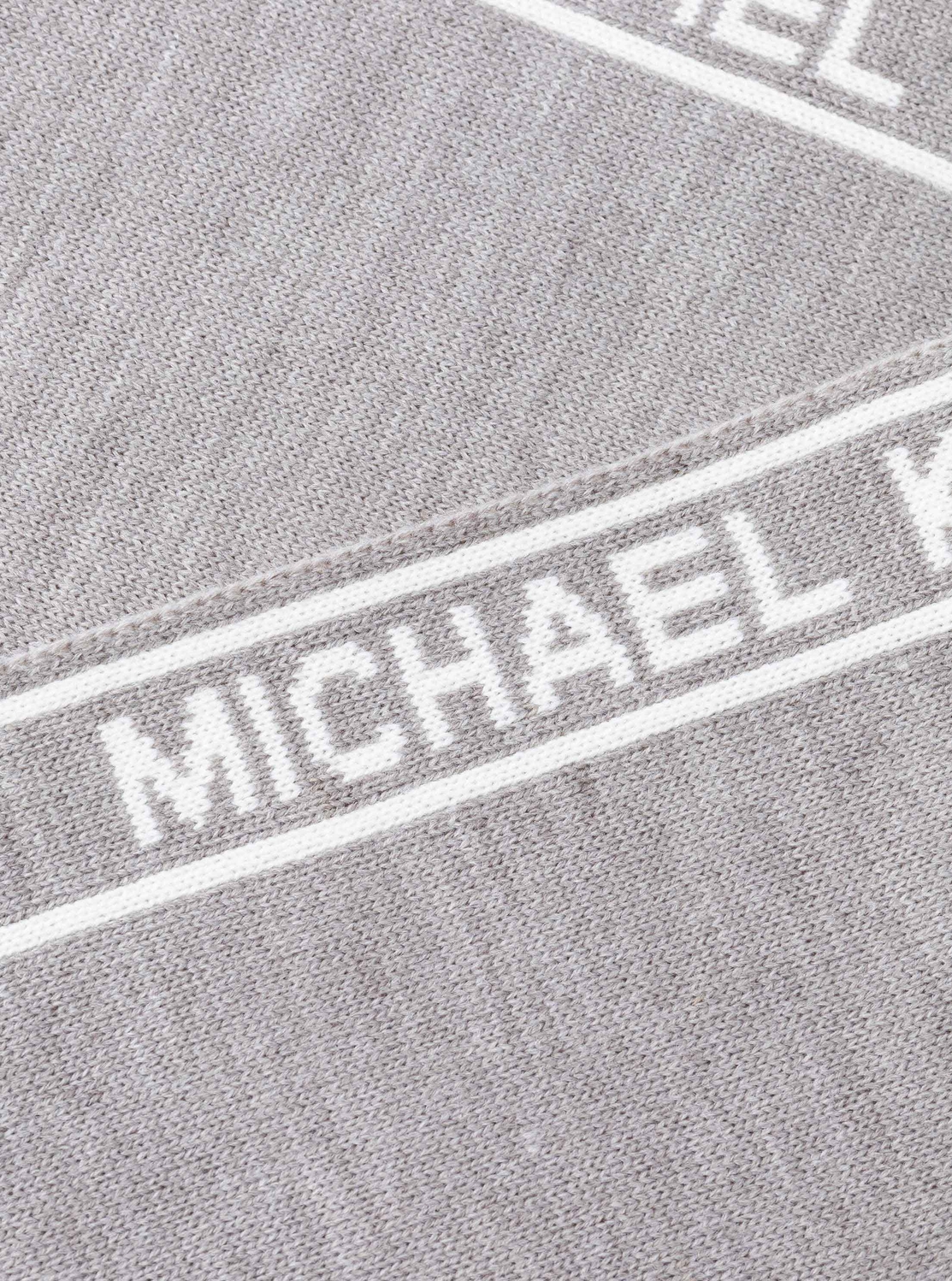 スポーツ テープ マフラー