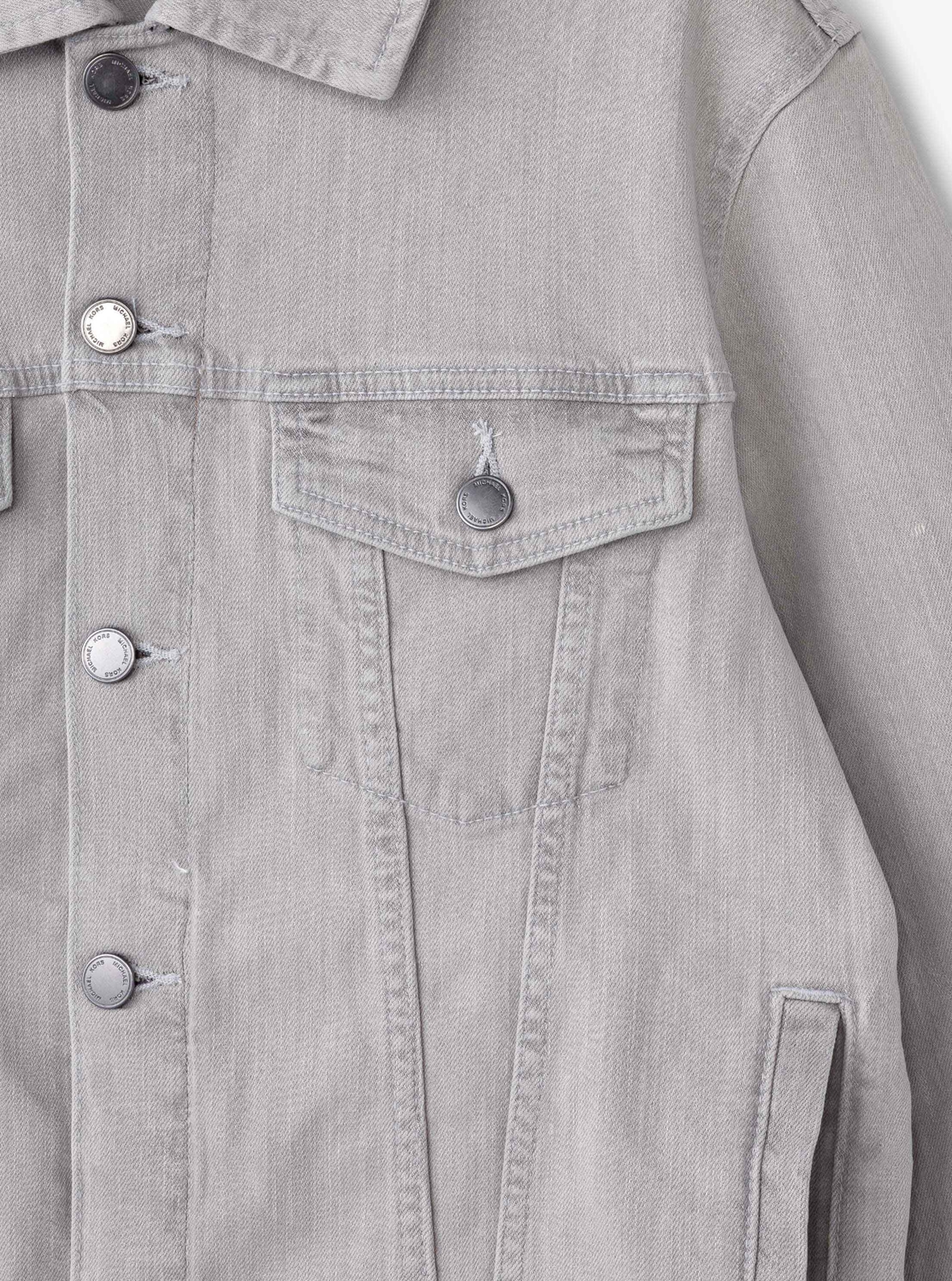 トラックジャケット